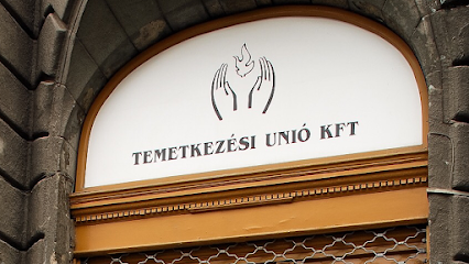 Temetkezési Unió Kft. felirat egy épület falán.