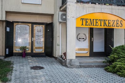 Temetkezési szolgáltató iroda bejárata, diszkrét, méltóságteljes környezetben.