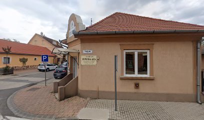 Temetkezési szolgáltató iroda épülete.