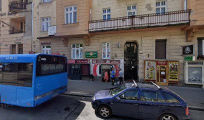 Temetkezési szolgáltató iroda utcai képe.