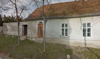 Régi épület, temetkezési szolgáltató iroda?
